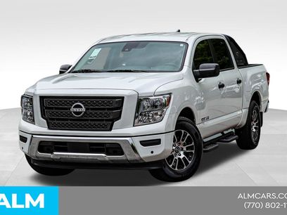 Used 2024 Nissan Titan SV w/ SV Convenience Package