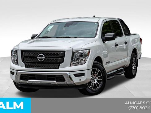 Used 2024 Nissan Titan SV w/ SV Convenience Package RWD image 1