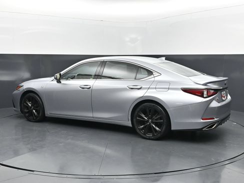 Used 2022 Lexus ES 350 F Sport FWD image 3