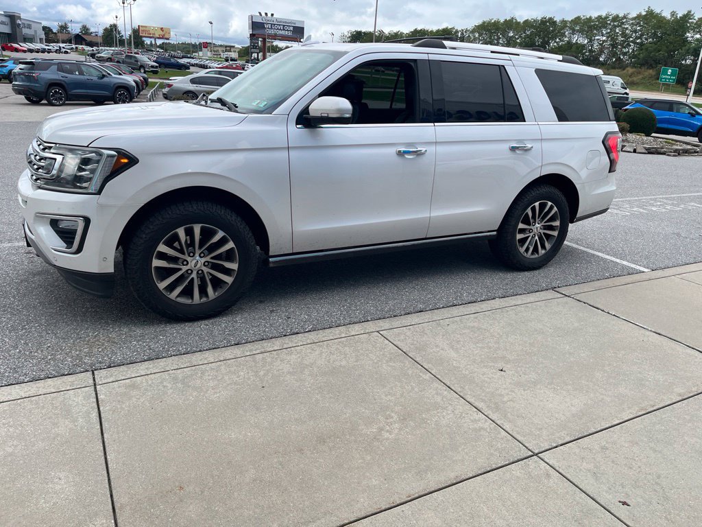 Used 2018 Ford Expedition Limited w/ Equipment Group 301A AWD/4WD image 7
