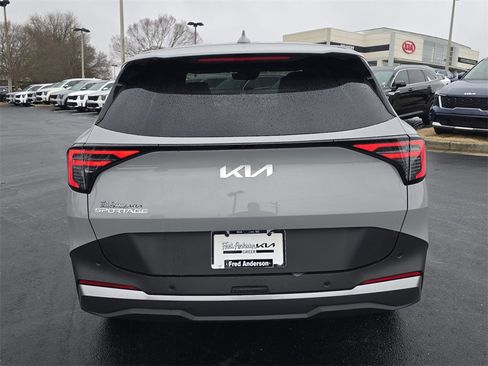 New 2026 Kia Sportage EX image 4