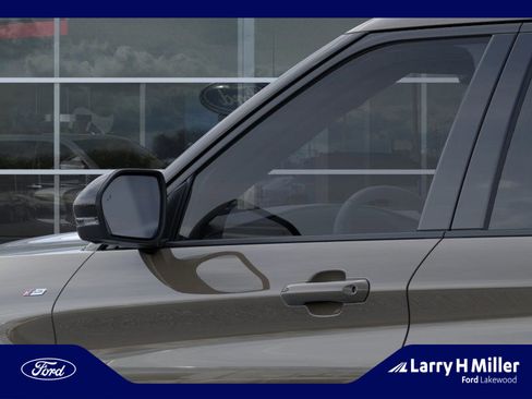 New 2026 Ford Explorer ST-Line w/ ST-Line Street Pack image 20
