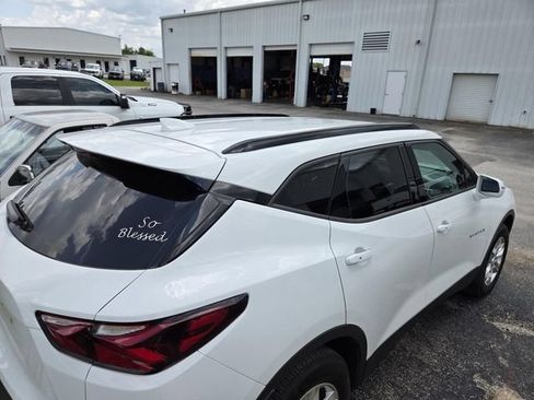 Used 2020 Chevrolet Blazer LT FWD image 9