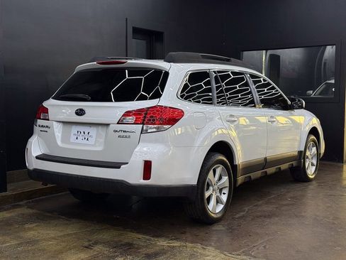 Used 2013 Subaru Outback 2.5i Premium w/ All-Weather Pkg image 9