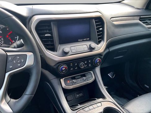 Used 2023 GMC Acadia Denali w/ Denali Ultimate Package FWD image 7