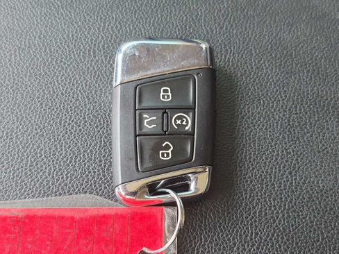 Used 2021 Volkswagen Atlas SEL Premium AWD/4WD image 35