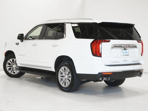 Used 2023 GMC Yukon Denali RWD image 4