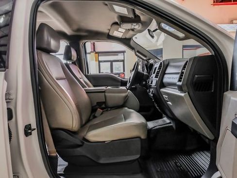 Used 2018 Ford F250 XL w/ Power Equipment Group AWD/4WD image 38