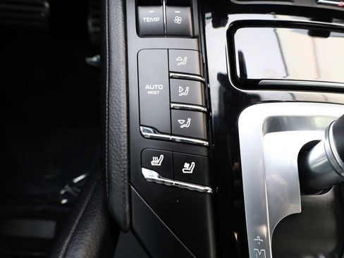 Used 2017 Porsche Cayenne S AWD/4WD image 25