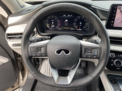 Certified 2026 INFINITI QX60 Luxe w/ Family Package image 32