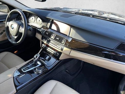 Used 2016 BMW 528i Sedan image 23