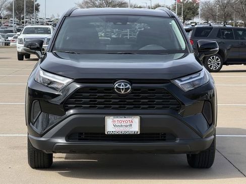 Used 2025 Toyota RAV4 XLE w/ Weather Package image 8
