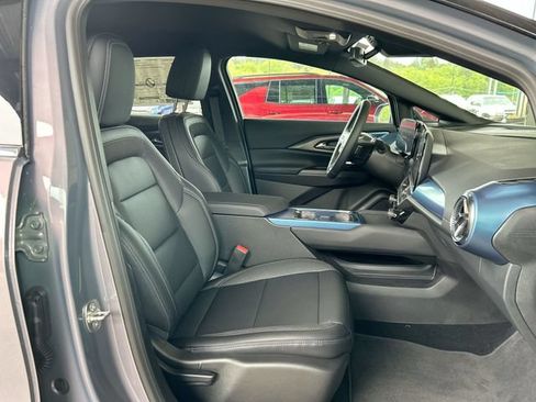 New 2026 Chevrolet Equinox EV LT FWD image 26