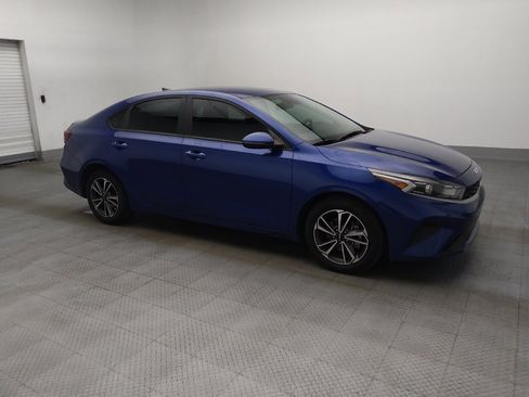 Used 2024 Kia Forte LXS w/ LXS Technology Package FWD image 11
