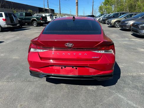Used 2023 Hyundai Elantra Limited FWD image 7