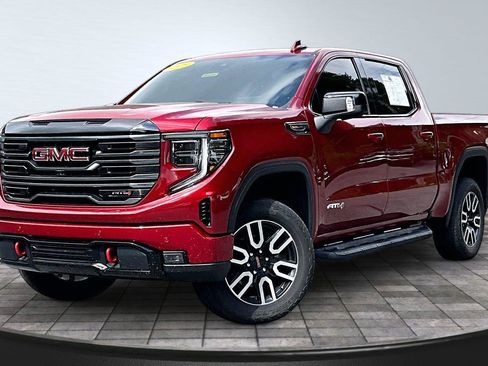 Used 2025 GMC Sierra 1500 AT4 w/ AT4 Premium Package AWD/4WD image 12