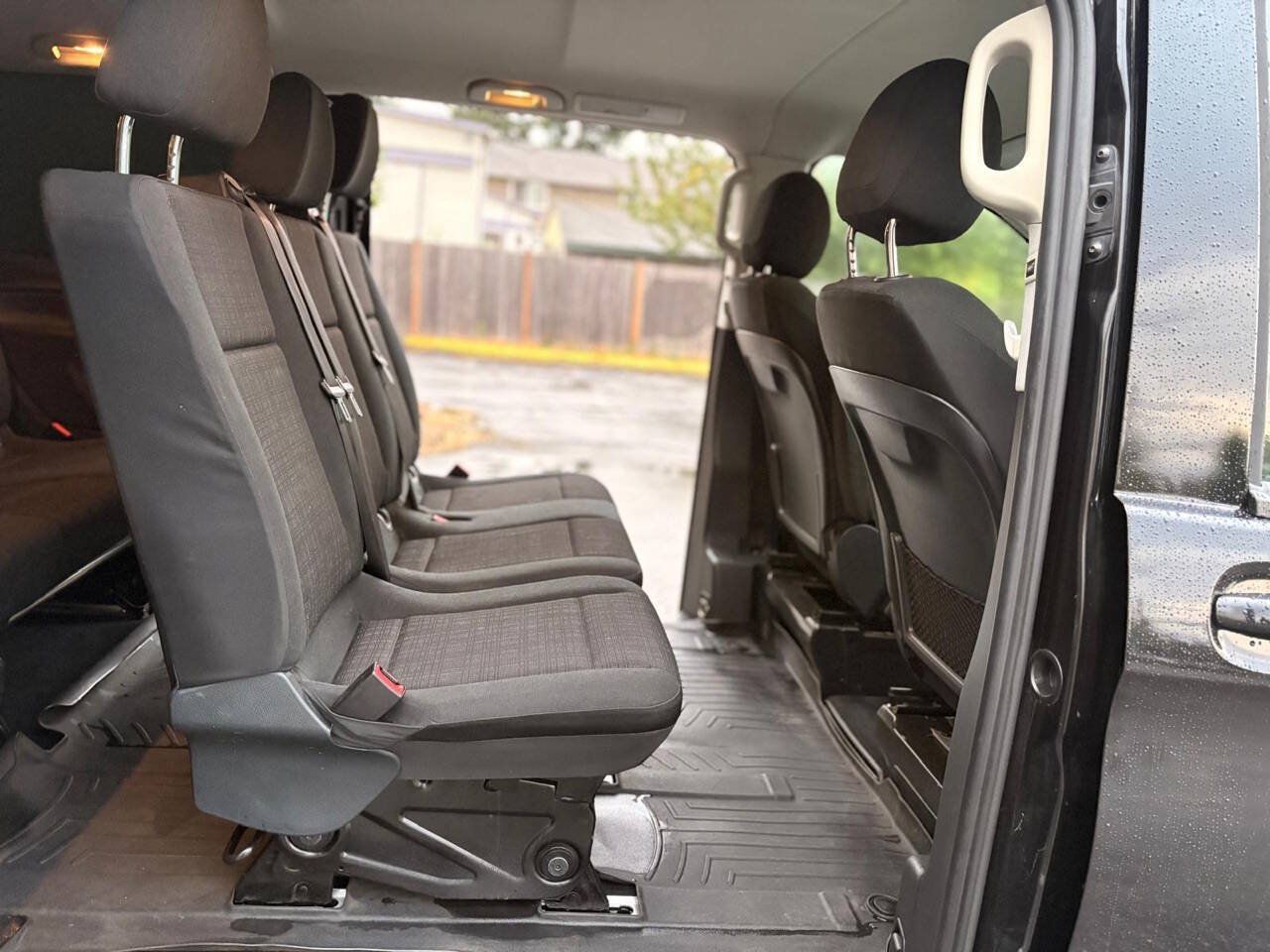 Used 2018 Mercedes-Benz Metris Passenger image 9