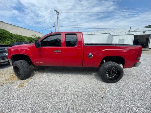 Used 2010 GMC Sierra 1500 SLE w/ Power Pack Plus AWD/4WD image 10