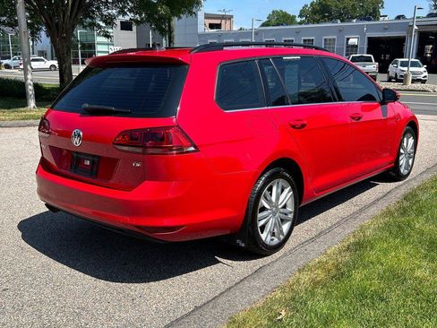 Used 2016 Volkswagen Golf Limited Edition FWD image 5