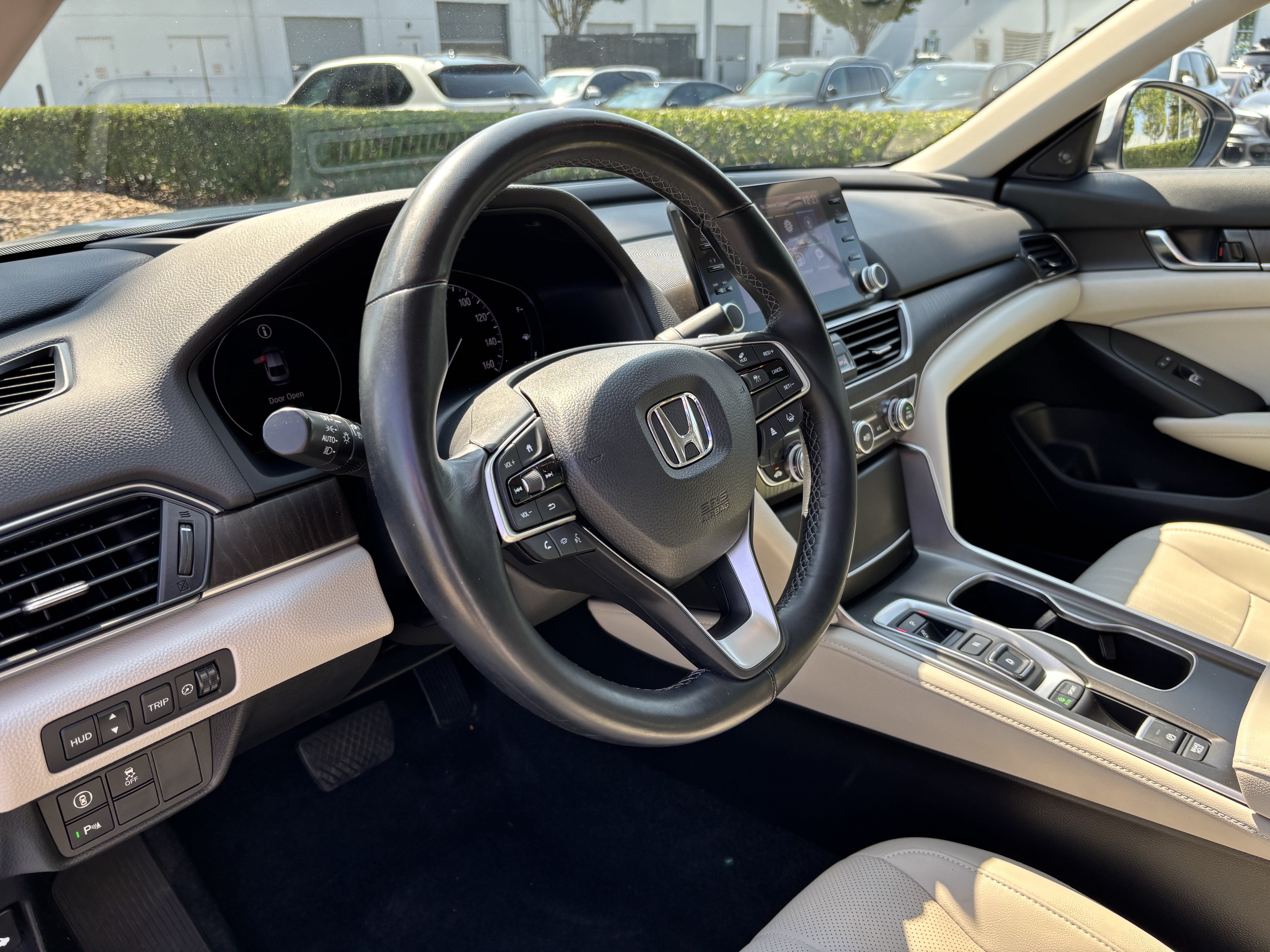 Used 2021 Honda Accord Touring image 16