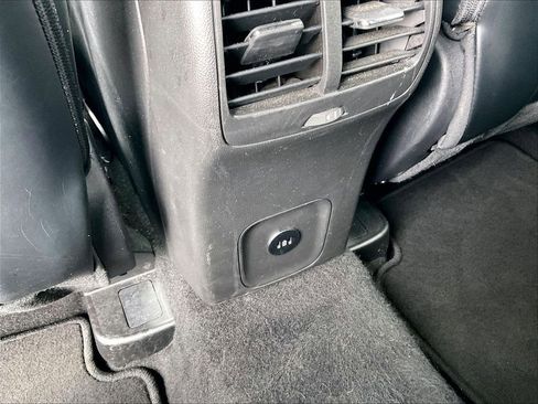 Used 2025 Ford Escape ST-Line Select AWD/4WD image 25