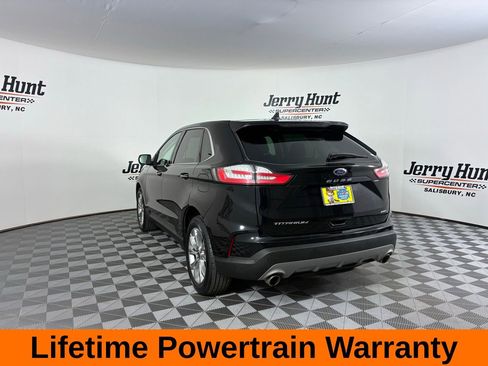 Used 2024 Ford Edge Titanium image 9