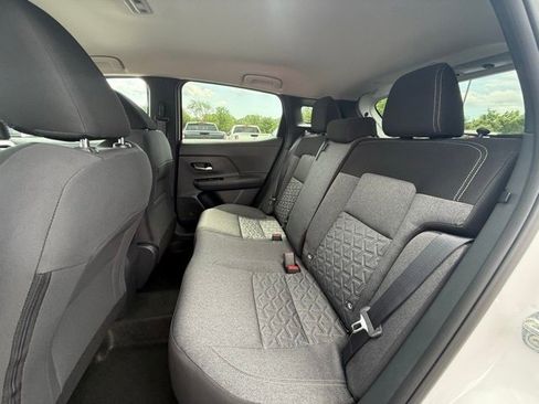 New 2025 Nissan Kicks SV image 13