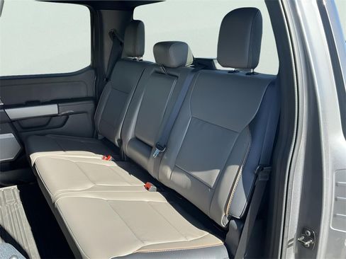 Certified 2025 Ford F150 Lariat w/ FX4 Off-Road Package image 31