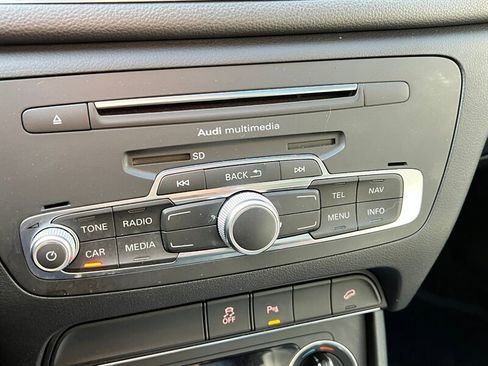 Used 2018 Audi Q3 2.0T Premium w/ Convenience Package image 36