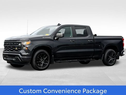 Used 2023 Chevrolet Silverado 1500 Custom AWD/4WD image 3