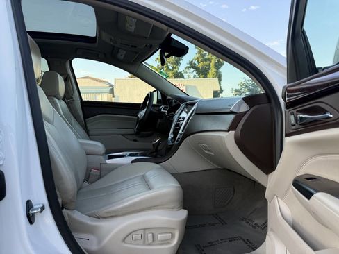 Used 2014 Cadillac SRX Luxury w/ Driver Awareness Package image 13