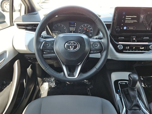 Certified 2025 Toyota Corolla SE FWD image 13