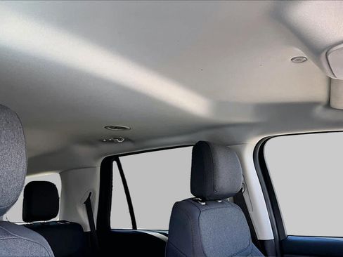 Used 2025 Ford Expedition Active AWD/4WD image 14