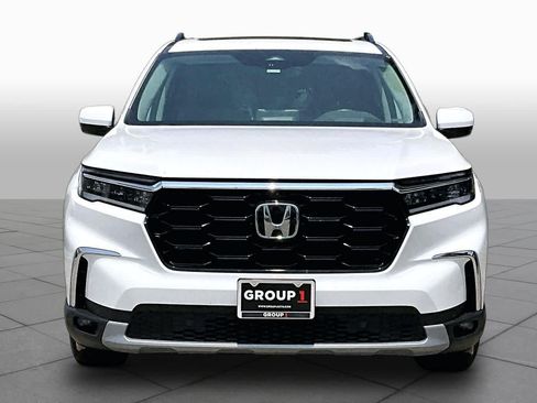 Used 2023 Honda Pilot Elite image 4
