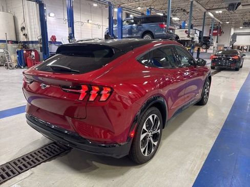 Used 2022 Ford Mustang Mach-E Premium image 8