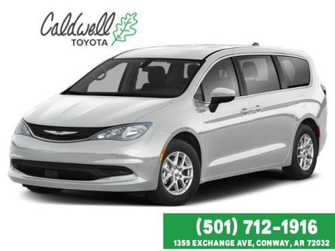 Used 2021 Chrysler Voyager Lxi FWD image 1