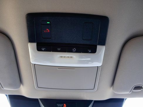 Used 2023 Nissan Pathfinder SL FWD image 20