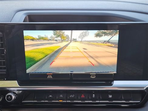 Used 2022 GMC Sierra 1500 SLT image 15