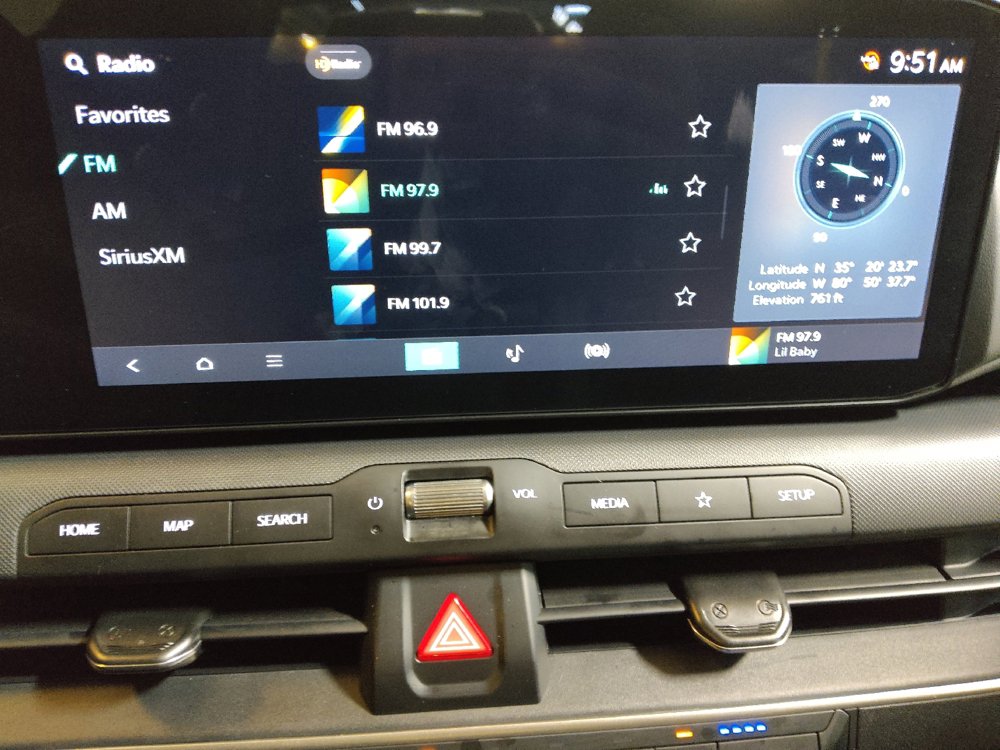 Used 2025 Kia K4 FWD image 25