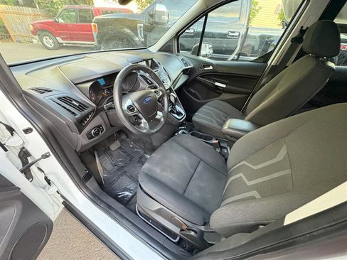 Used 2015 Ford Transit Connect XLT image 8