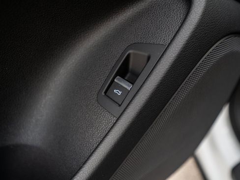 Used 2023 Audi Q7 2.0T Premium w/ Convenience Package image 21