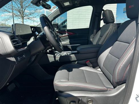 New 2026 Chevrolet Traverse Z71 w/ Driver Confidence Package AWD/4WD image 19