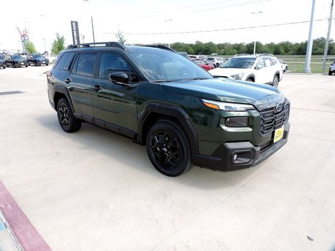 New 2026 Subaru Outback Limited image 3