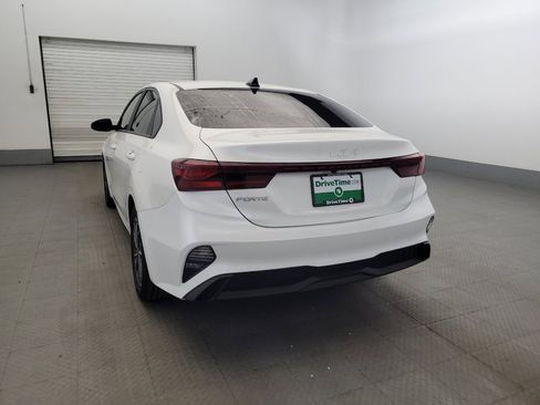 Used 2022 Kia Forte LXS FWD image 6