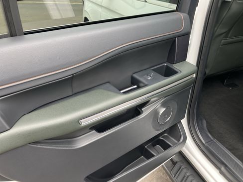 Used 2024 Ford Expedition Timberline image 19