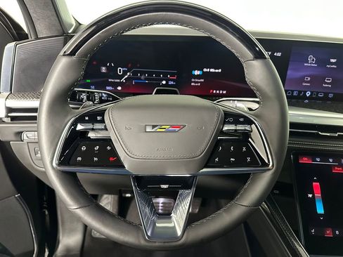 Used 2026 Cadillac Escalade V w/ LPO, ONYX Package AWD/4WD image 13