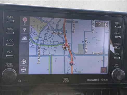 Used 2019 Toyota RAV4 Limited image 12