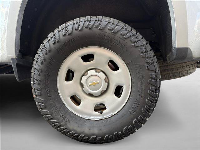 Used 2019 Chevrolet Colorado W/T AWD/4WD image 9