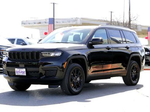 New 2025 Jeep Grand Cherokee L Altitude image 7