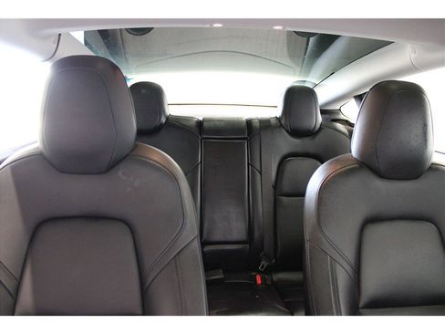 Used 2019 Tesla Model 3 Standard Range Plus image 32